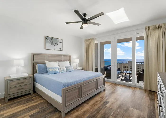 Luxury 4Bd 3Ba Ocean View Condo! Free Beach Chairs & Umbrella Service!