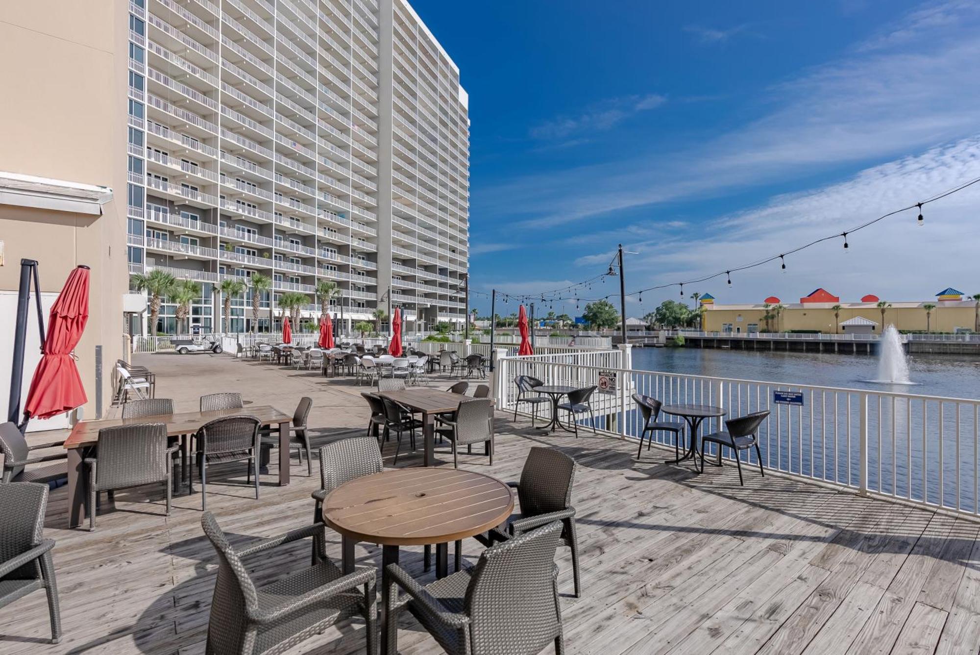 Luxury 4bd 3ba Ocean View Condo! Free Chairs & Umbrella Service! * Panama City Beach