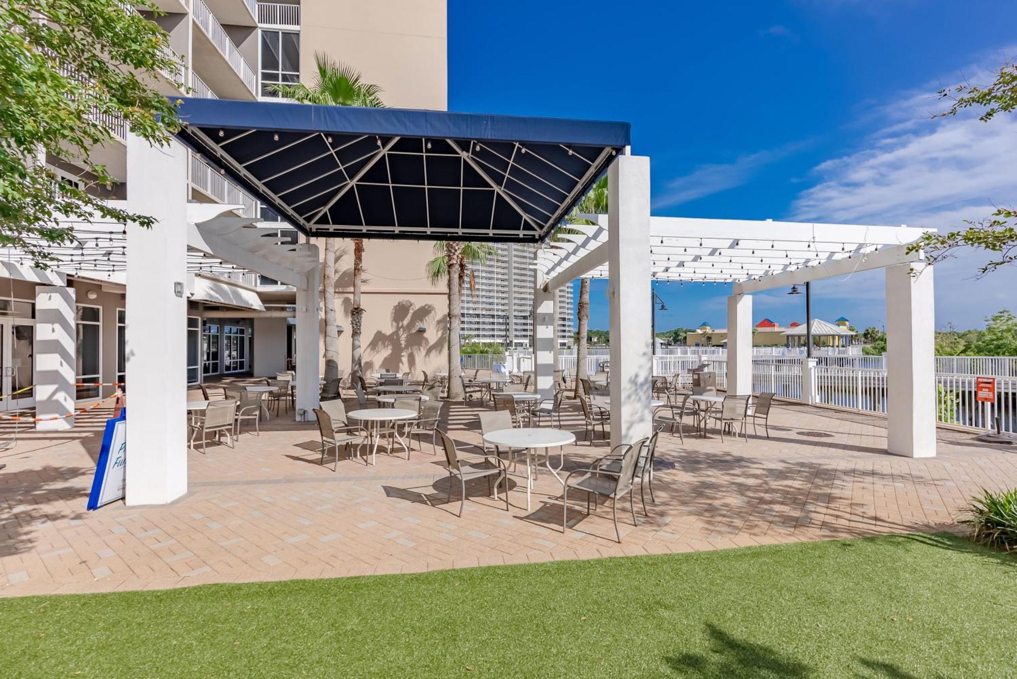 Apartment Luxury 4bd 3ba Ocean View Condo! Free Chairs & Umbrella Service! Panama City Beach