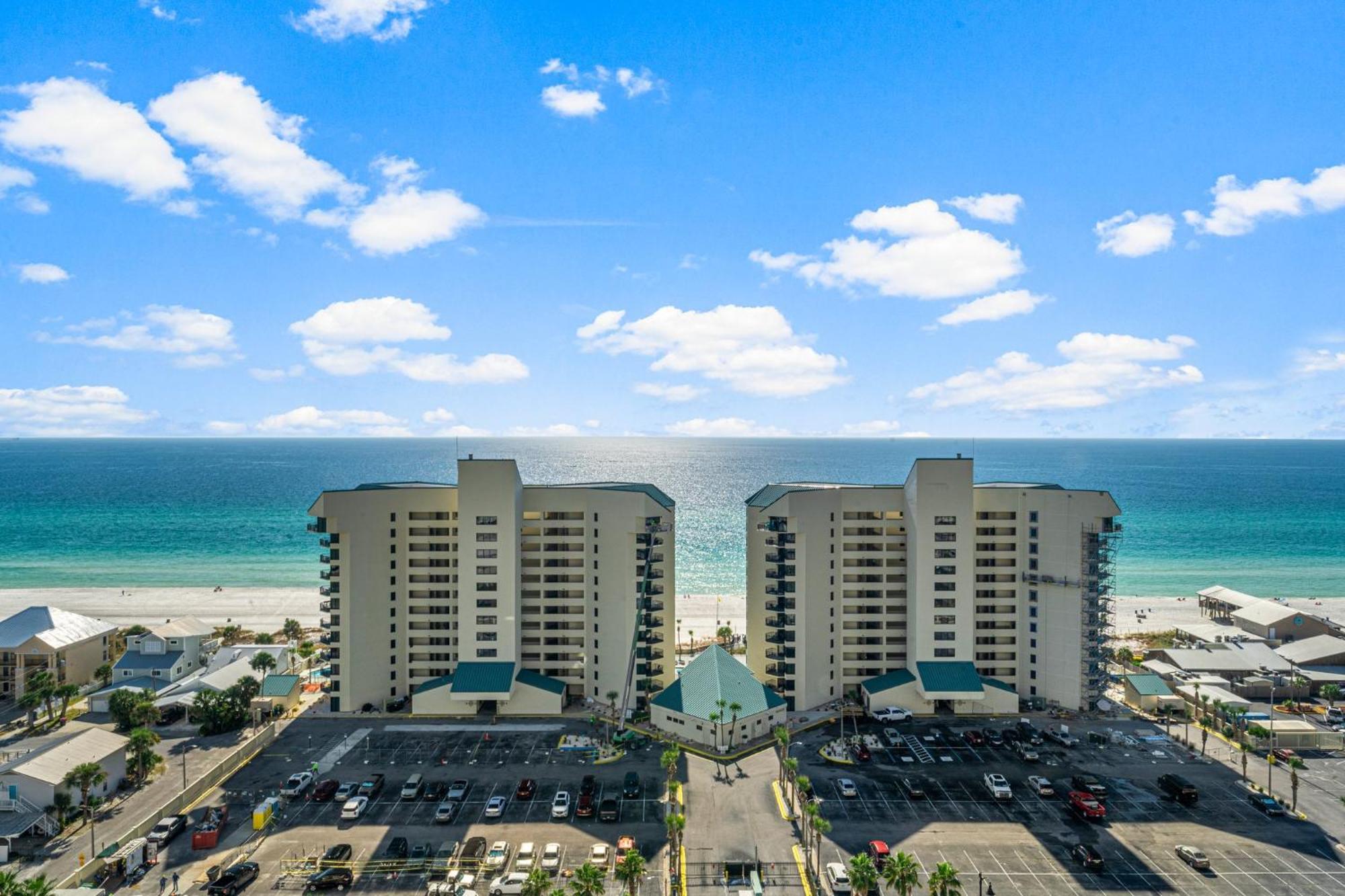 Luxury 4bd 3ba Ocean View Condo! Free Chairs & Umbrella Service! * Panama City Beach