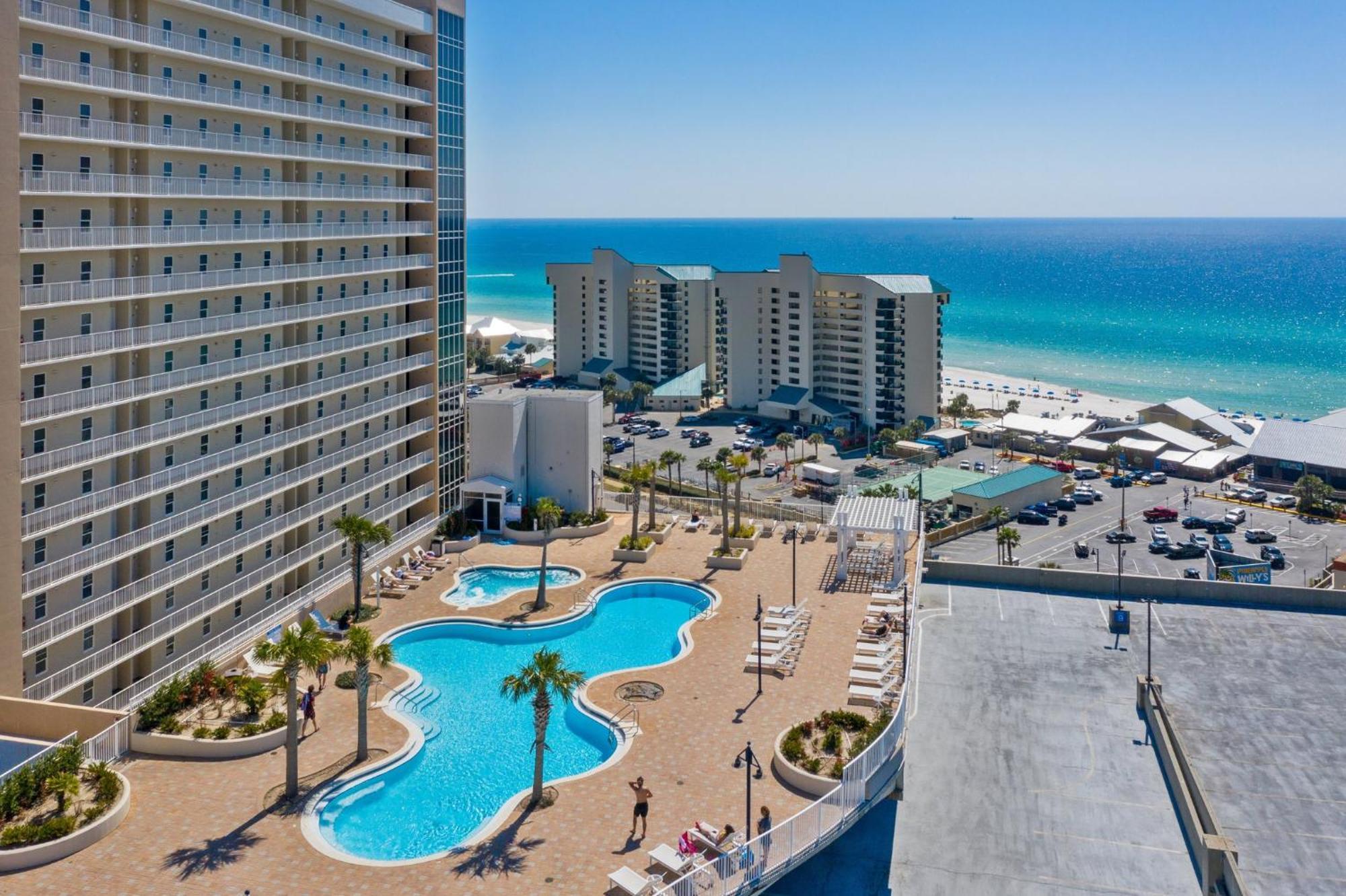 Luxury 4bd 3ba Ocean View Condo! Free Chairs & Umbrella Service! *